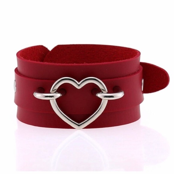Wide Cuff Heart Leather Bracelets Punk Gothic Rock Unisex Bangles Bracelet - Picture 3 of 5